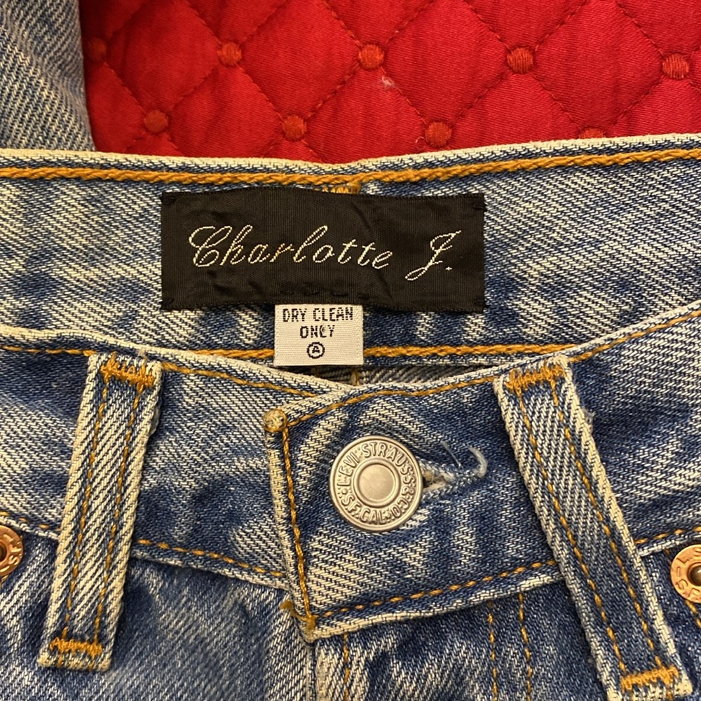 Vintage Levi’s redesign by Charlotte f with real feather detail o de legs sides - Picture 5 of 14